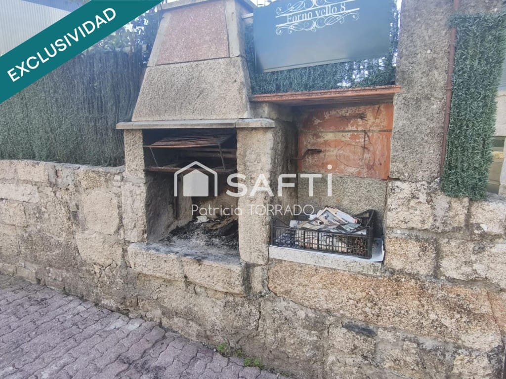 4 quarto Moradia para venda em O Carballino com piscina garagem - 230 000 € (Ref: 9993943)