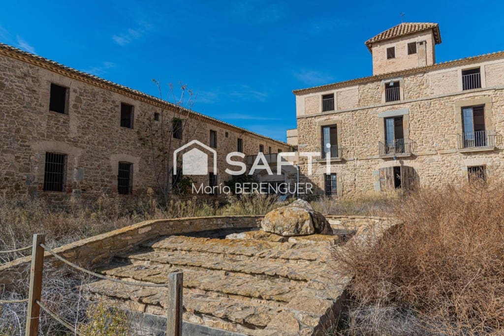 Finca/Casa Rural de 20 habitaciones en Lleida ciudad en venta - 450.000 € (Ref: 9993950)