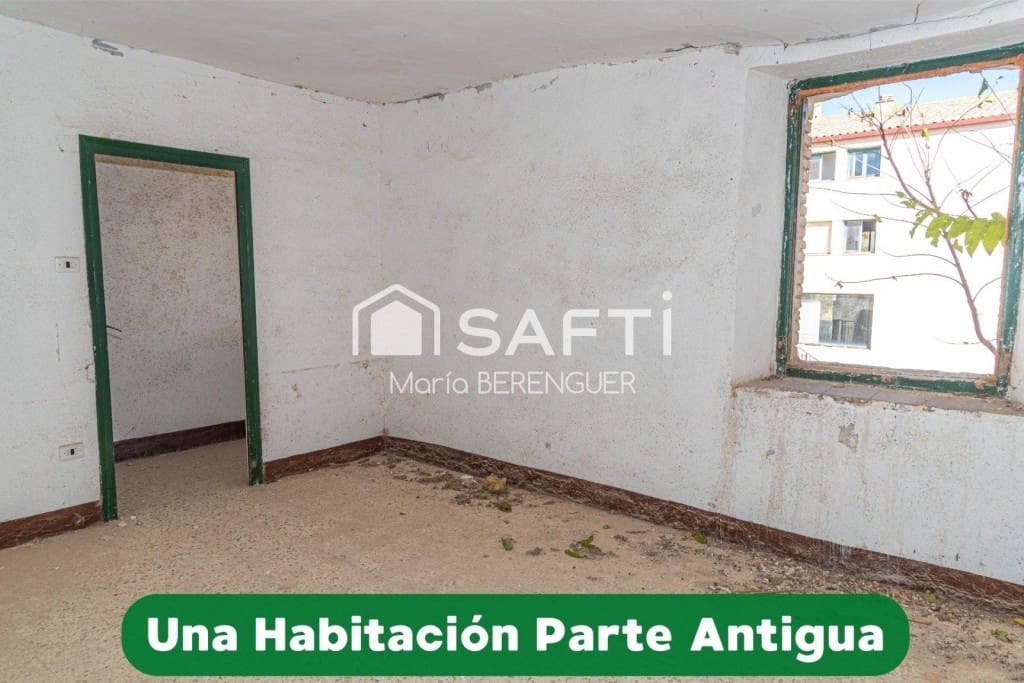 Finca/Casa Rural de 20 habitaciones en Lleida ciudad en venta - 450.000 € (Ref: 9993950)
