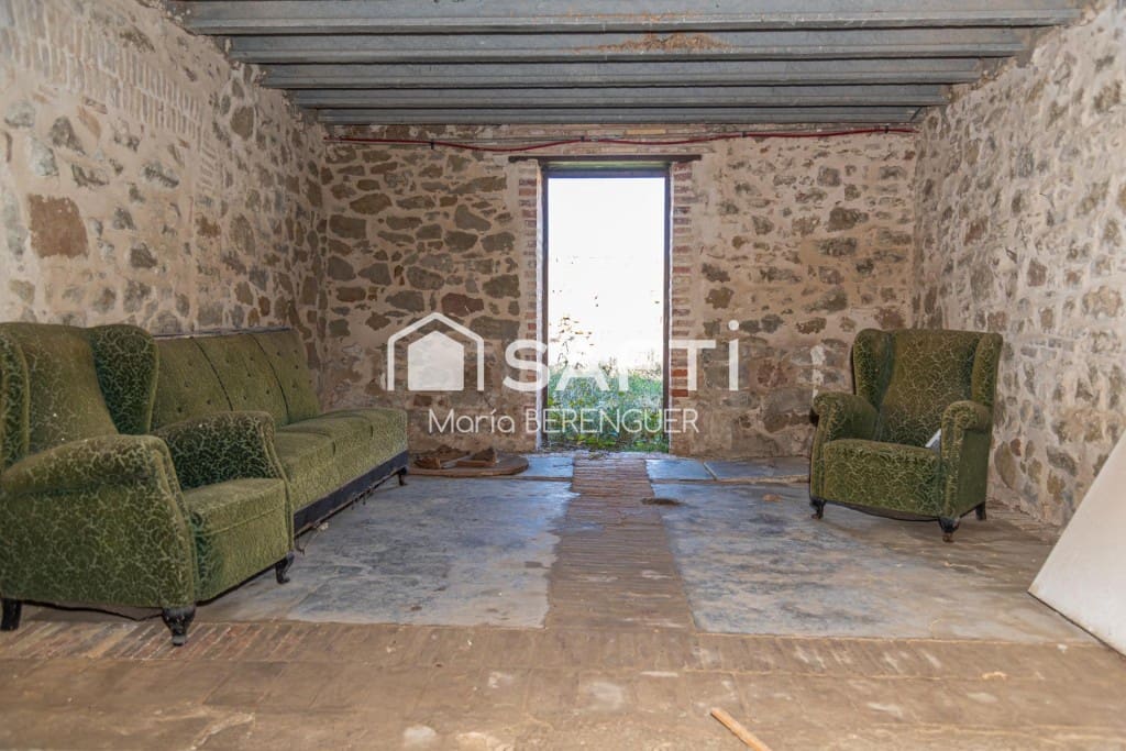 Finca/Casa Rural de 20 habitaciones en Lleida ciudad en venta - 450.000 € (Ref: 9993950)