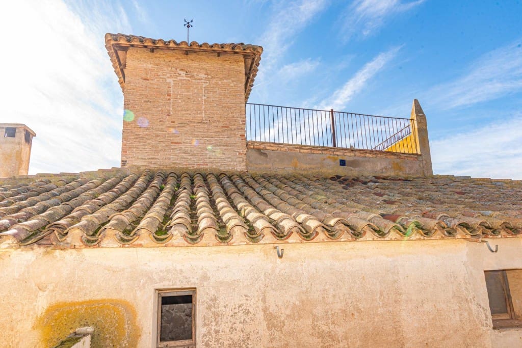 Finca/Casa Rural de 20 habitaciones en Lleida ciudad en venta - 450.000 € (Ref: 9993950)