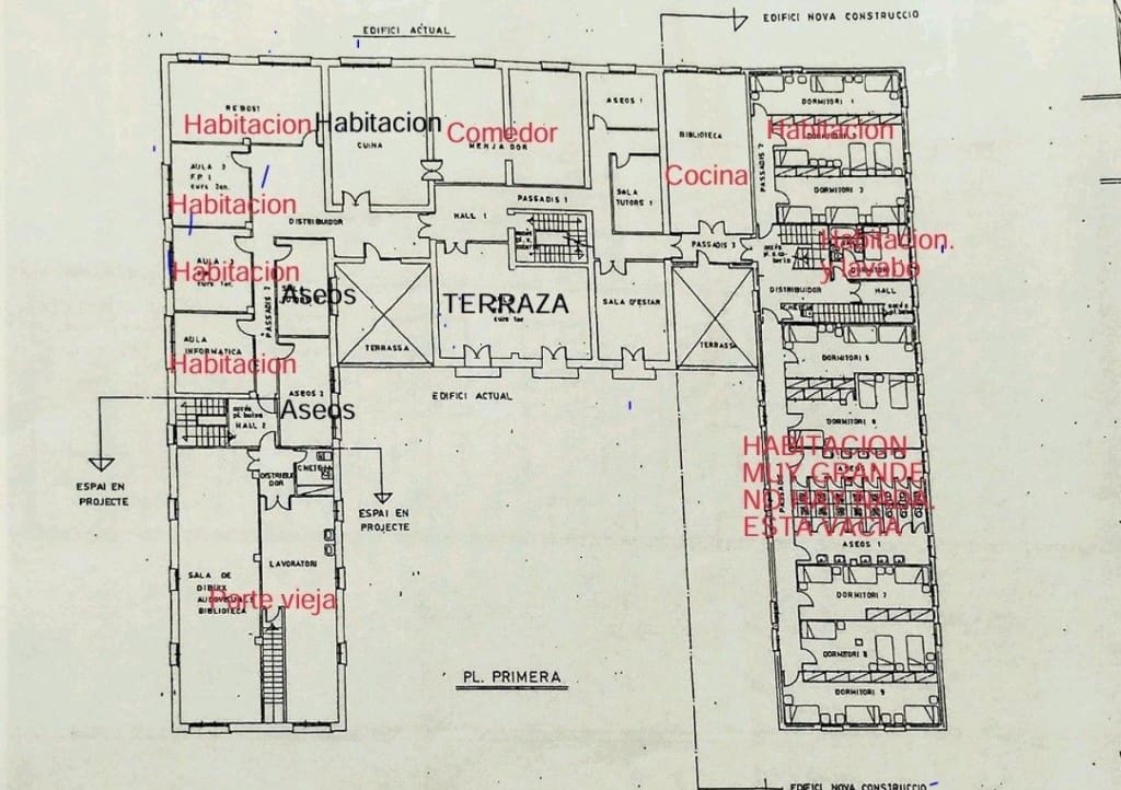 Finca/Casa Rural de 20 habitaciones en Lleida ciudad en venta - 450.000 € (Ref: 9993950)