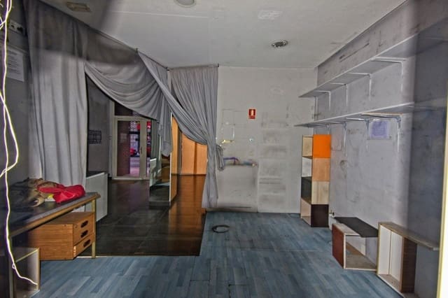 4 soverom Loft til salgs i Leon by - € 160 000 (Ref: 9993952)