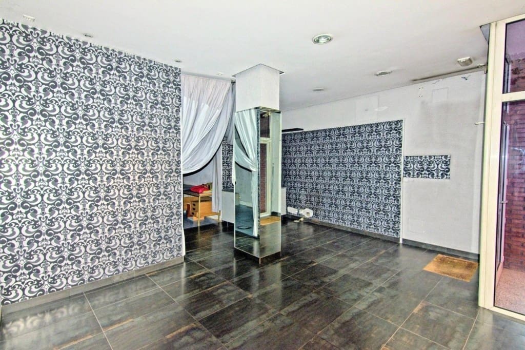 4 sovrum Vind till salu i Leon stad - 160 000 € (Ref: 9993952)