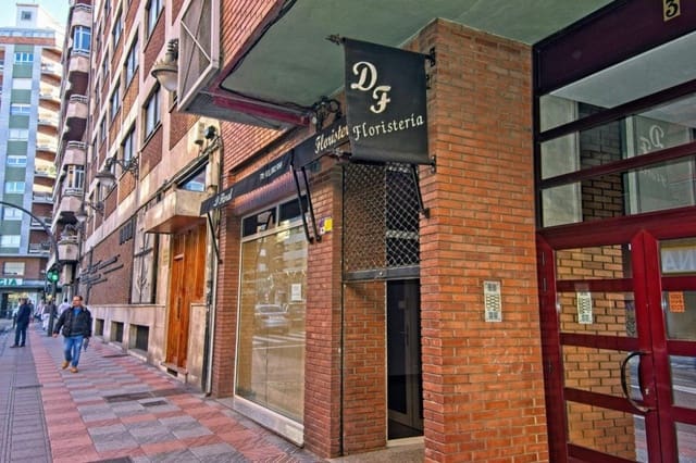 4 soverom Loft til salgs i Leon by - € 160 000 (Ref: 9993952)