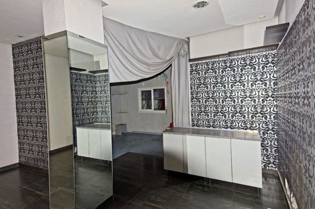 4 soverom Loft til salgs i Leon by - € 160 000 (Ref: 9993952)