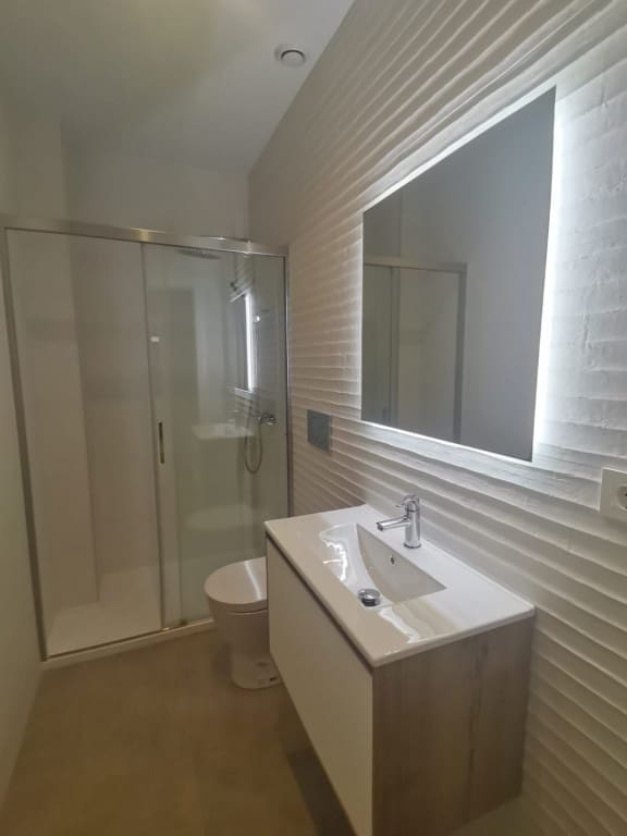 1 soverom Leilighet til salgs i Torrevieja med svømmebasseng - € 219 000 (Ref: 9993957)