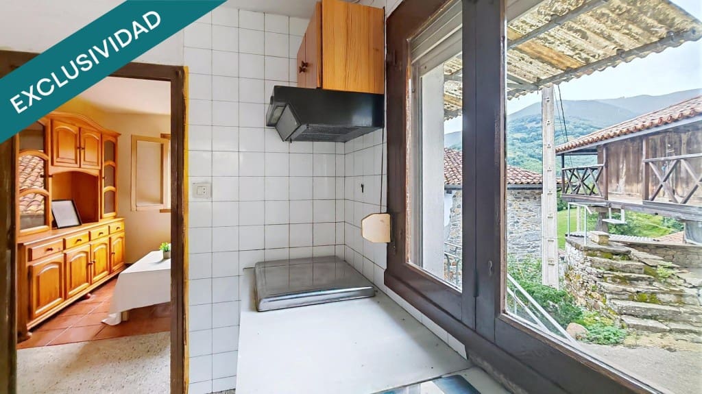 3 bedroom Villa for sale in Belmonte de Miranda - € 59,900 (Ref: 9996783)