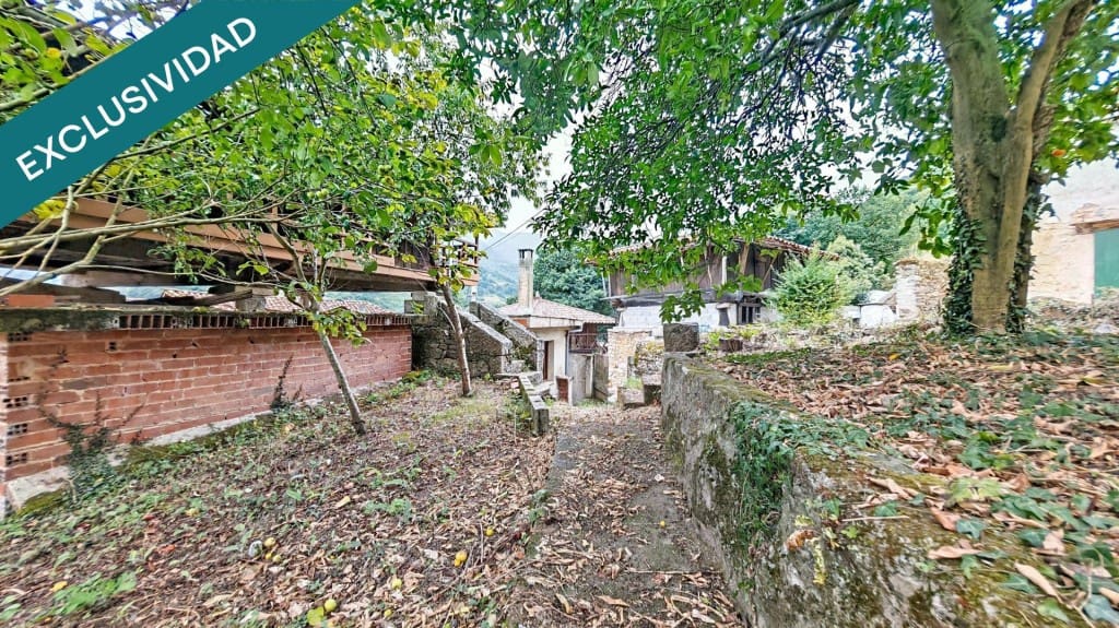 3 bedroom Villa for sale in Belmonte de Miranda - € 59,900 (Ref: 9996783)