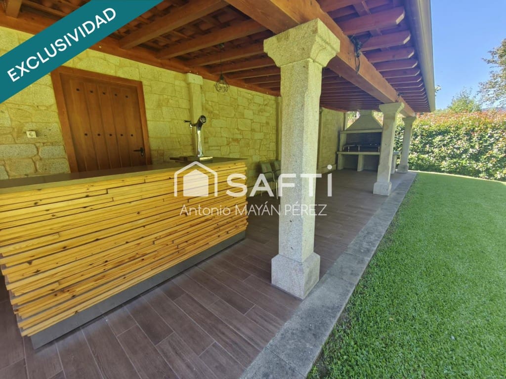 5 soveværelse Villa til salg i Lousame med garage - € 359.900 (Ref: 9996785)