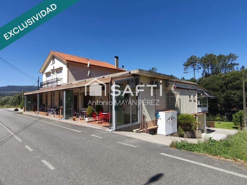 Kommersiell til salgs i Lousame med garasje - € 359 900 (Ref: 9996786)