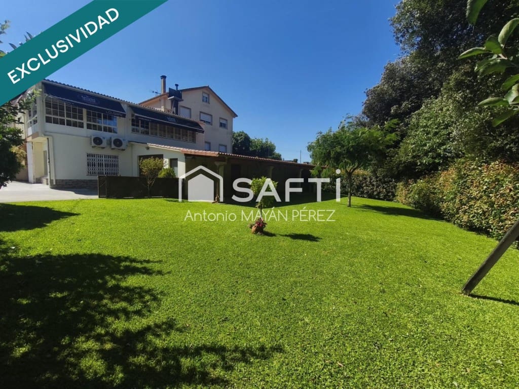 Kommersiell til salgs i Lousame med garasje - € 359 900 (Ref: 9996786)