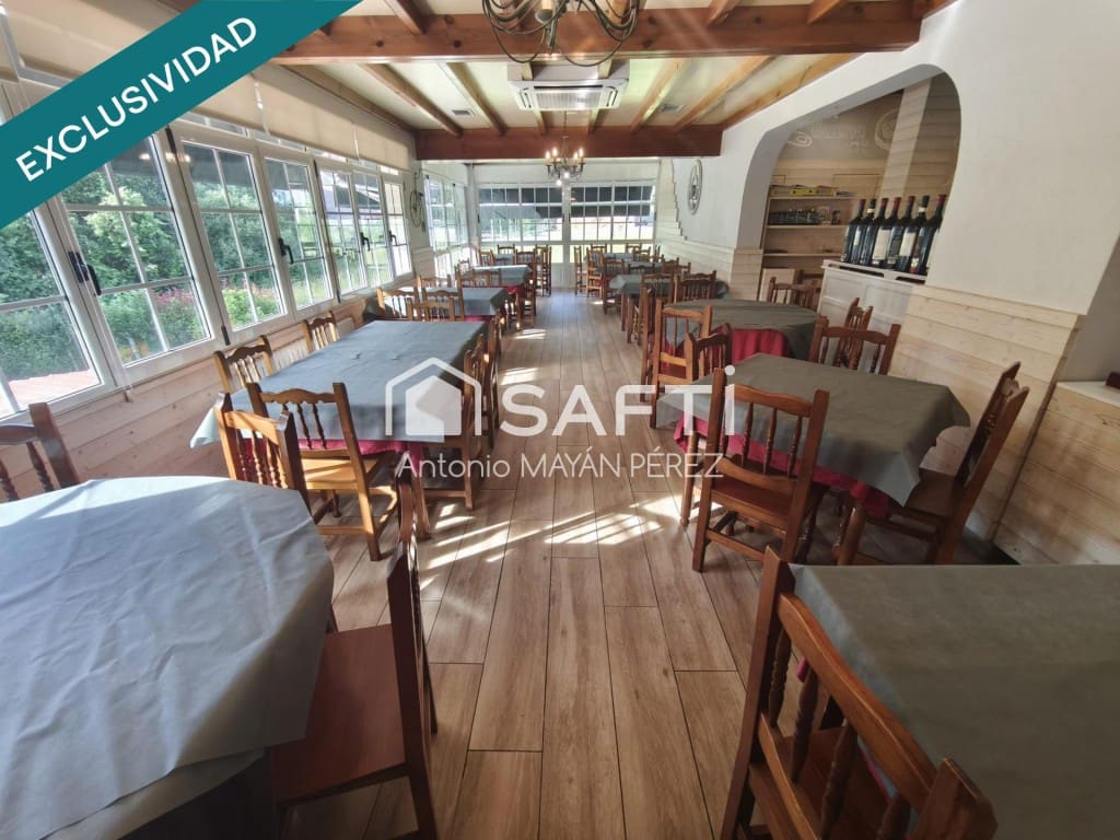 Kommersiell til salgs i Lousame med garasje - € 359 900 (Ref: 9996786)