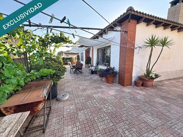 3 sypialnia Willa na sprzedaż w La Bisbal del Penedès z garażem - 235 000 € (Ref: 9996792)