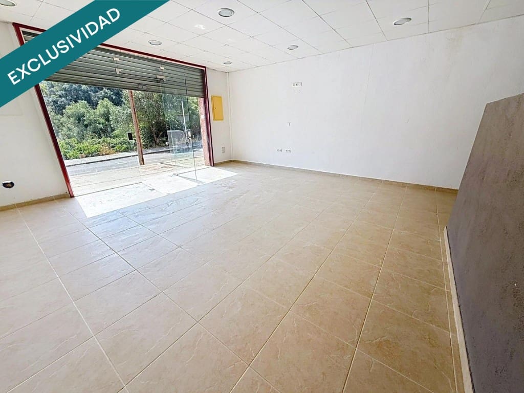 Commercial for sale in Calafell - € 77,000 (Ref: 9996793)