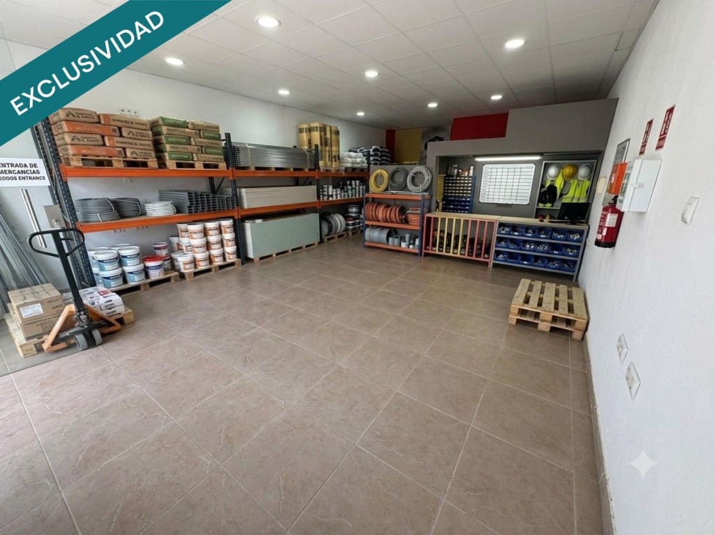 Commercial for sale in Calafell - € 77,000 (Ref: 9996793)