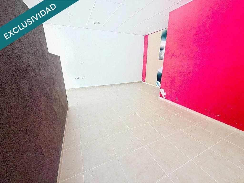 Commercial for sale in Calafell - € 77,000 (Ref: 9996793)