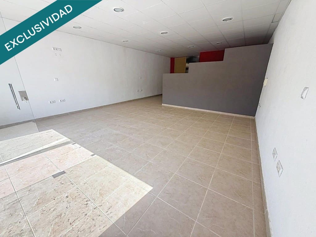 Commercial for sale in Calafell - € 77,000 (Ref: 9996793)
