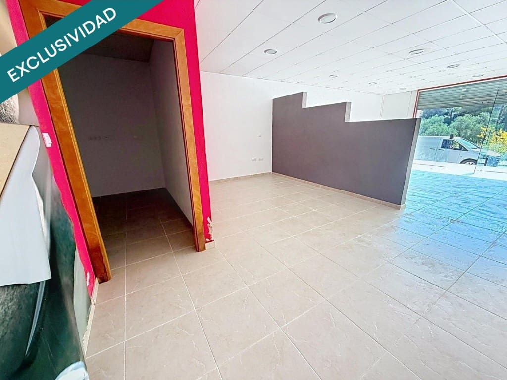 Commercial for sale in Calafell - € 77,000 (Ref: 9996793)