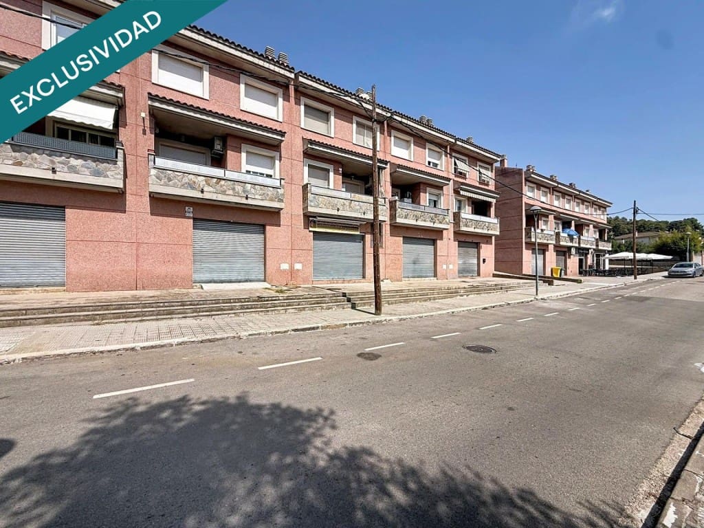 Commercial for sale in Calafell - € 77,000 (Ref: 9996793)