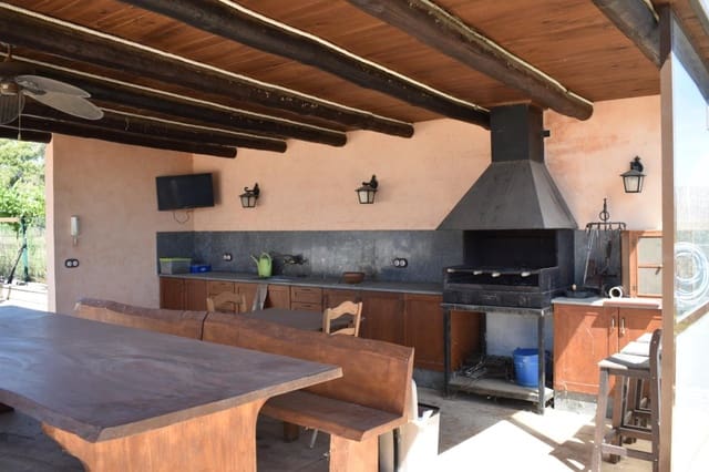 Finca/Casa Rural de 3 habitaciones en Amposta en venta con piscina garaje - 569.900 € (Ref: 9996795)