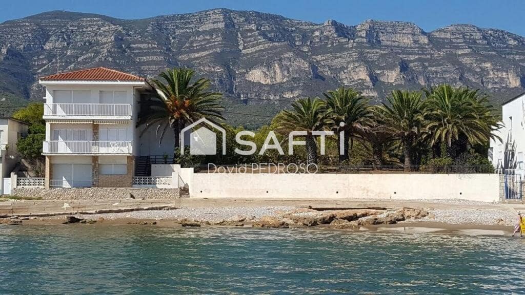 5 bedroom Villa for sale in Alcanar - € 629,000 (Ref: 9996796)