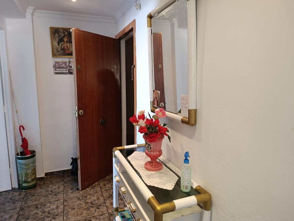 4 Zimmer Apartment zu verkaufen in Sant Carles de la Rapita - 94.000 € (Ref: 9996798)