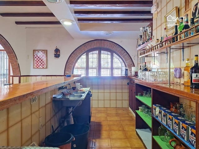 Chalet de 4 habitaciones en La Font d'En Carròs en venta con piscina - 530.000 € (Ref: 9996800)