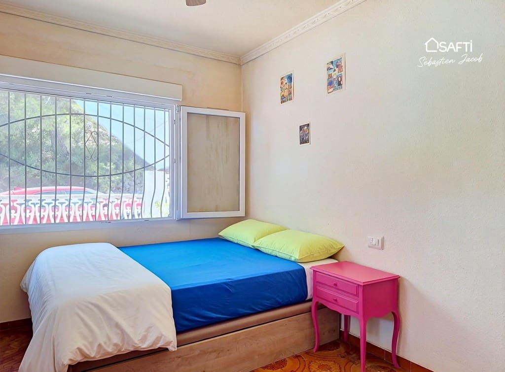 Chalet de 4 habitaciones en La Font d'En Carròs en venta con piscina - 530.000 € (Ref: 9996800)