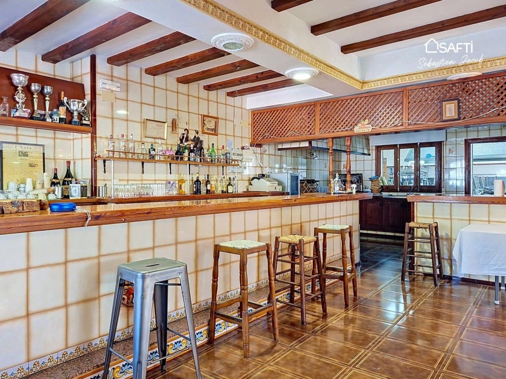 Chalet de 4 habitaciones en La Font d'En Carròs en venta con piscina - 530.000 € (Ref: 9996800)