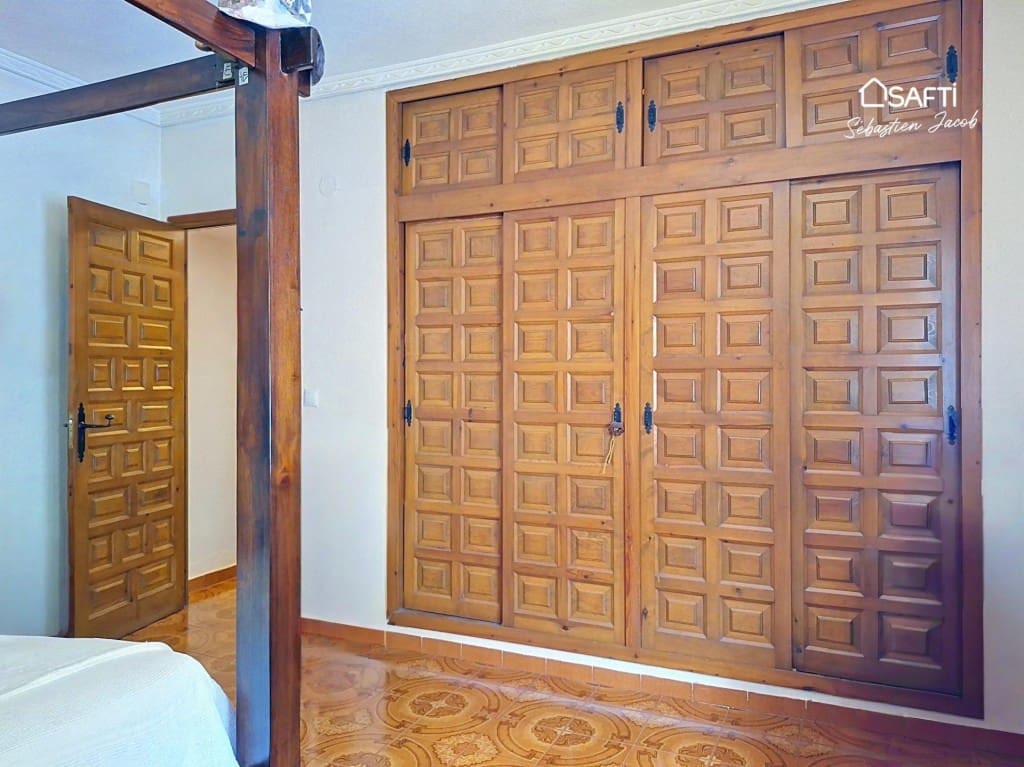 Chalet de 4 habitaciones en La Font d'En Carròs en venta con piscina - 530.000 € (Ref: 9996800)