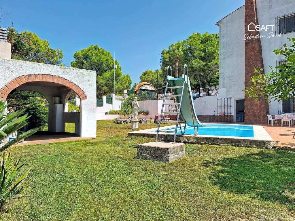 Chalet de 4 habitaciones en La Font d'En Carròs en venta con piscina - 530.000 € (Ref: 9996800)