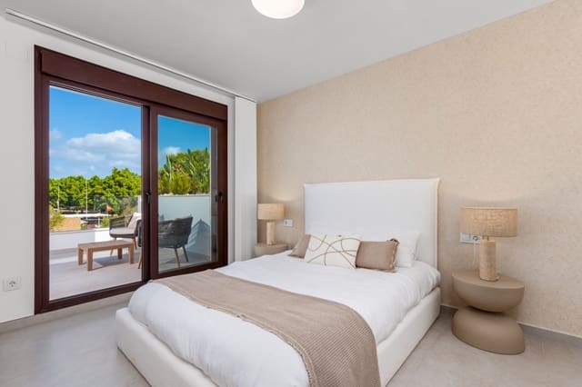4 soverom Villa til salgs i Mil Palmeras, Pilar de la Horadada - € 729 900 (Ref: 9996819)