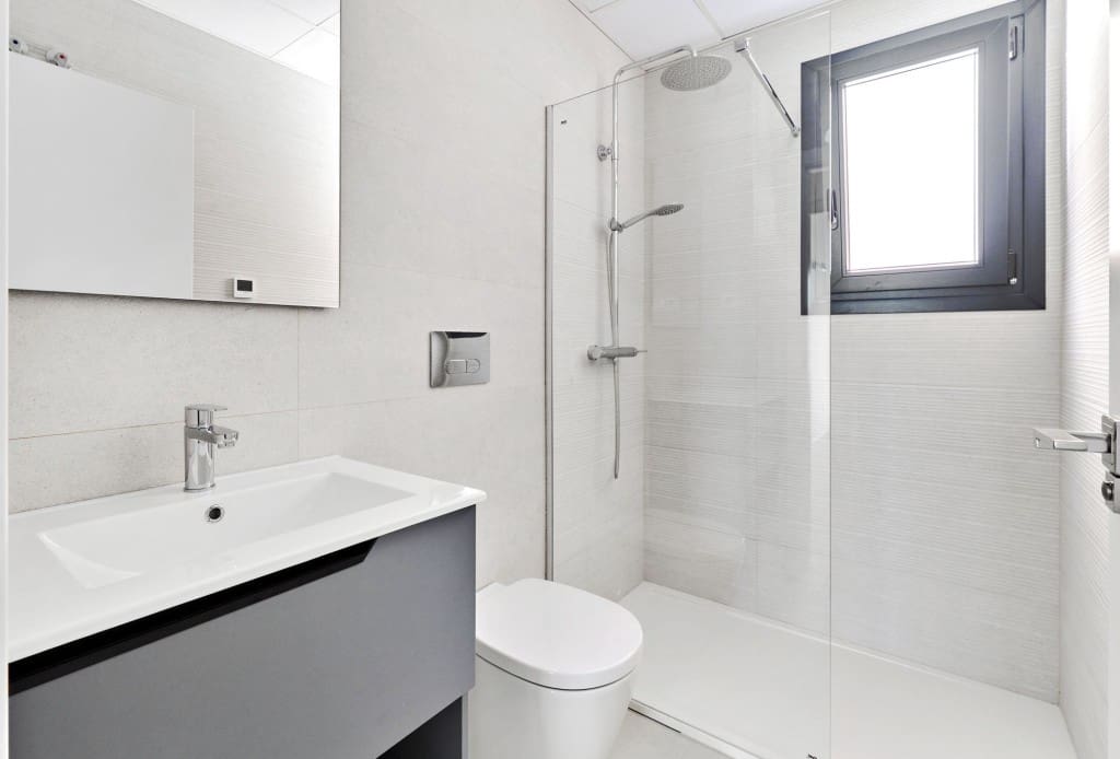 2 soveværelse Villa til salg i Torrevieja med swimmingpool - € 380.000 (Ref: 9996824)