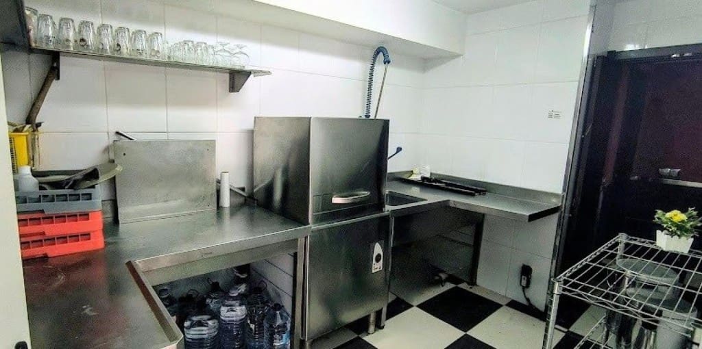 Comercial para venda em Sanxenxo - 198 500 € (Ref: 9998460)