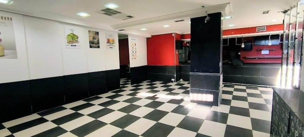 Comercial para venda em Sanxenxo - 198 500 € (Ref: 9998460)