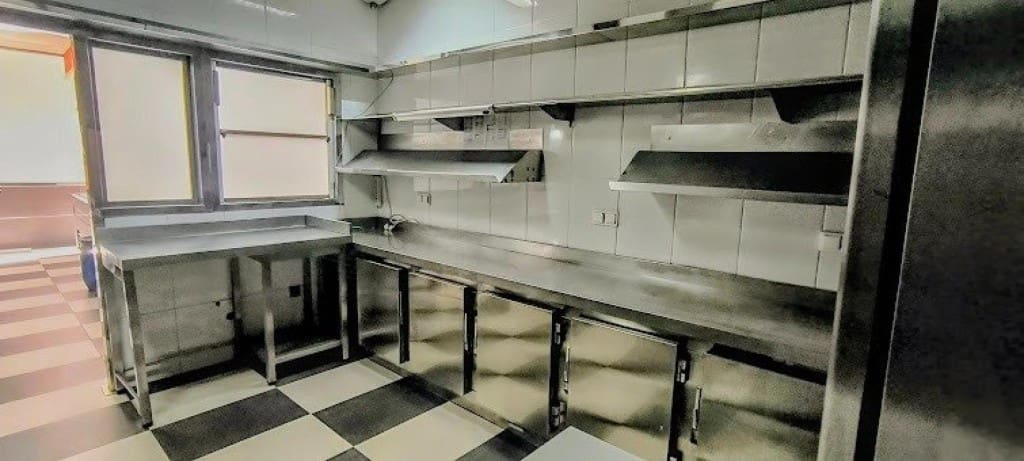 Comercial para venda em Sanxenxo - 198 500 € (Ref: 9998460)