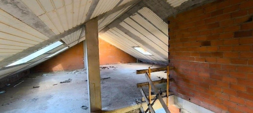 4 soverom Villa til salgs i Porto do Son - € 300 000 (Ref: 9998461)