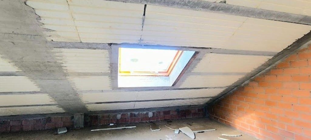 4 soverom Villa til salgs i Porto do Son - € 300 000 (Ref: 9998461)