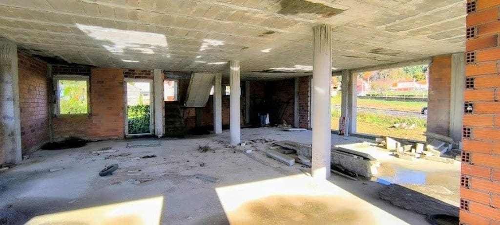 4 soverom Villa til salgs i Porto do Son - € 300 000 (Ref: 9998461)