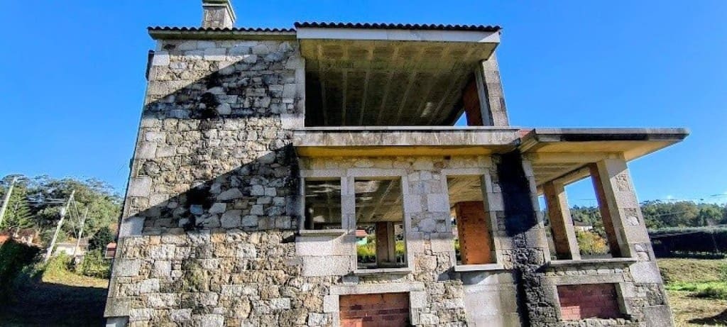 4 soverom Villa til salgs i Porto do Son - € 300 000 (Ref: 9998461)