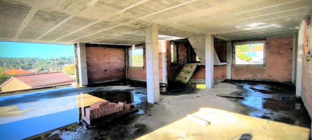 4 soverom Villa til salgs i Porto do Son - € 300 000 (Ref: 9998461)