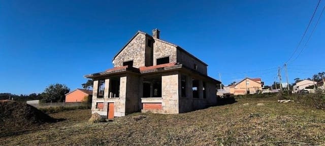 4 soverom Villa til salgs i Porto do Son - € 300 000 (Ref: 9998461)