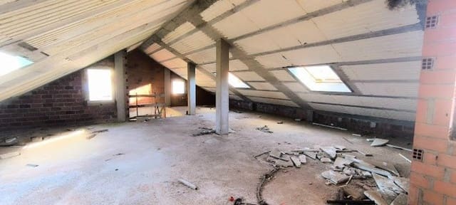 4 soverom Villa til salgs i Porto do Son - € 300 000 (Ref: 9998461)