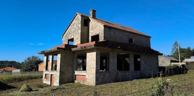 4 soverom Villa til salgs i Porto do Son - € 300 000 (Ref: 9998461)
