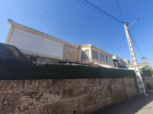 4 chambre Villa/Maison à vendre à O Carballiño avec piscine garage - 230 000 € (Ref: 9998464)