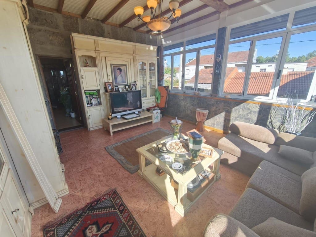 4 Zimmer Villa zu verkaufen in O Carballino mit Pool Garage - 230.000 € (Ref: 9998464)