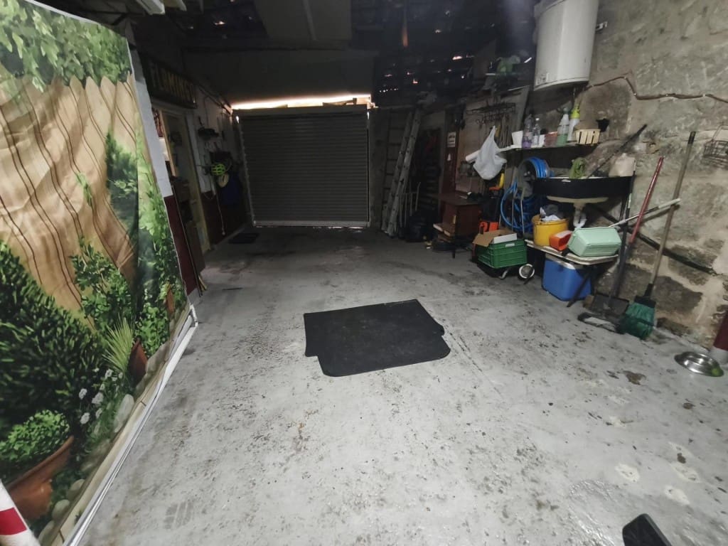 4 Zimmer Villa zu verkaufen in O Carballino mit Pool Garage - 230.000 € (Ref: 9998464)