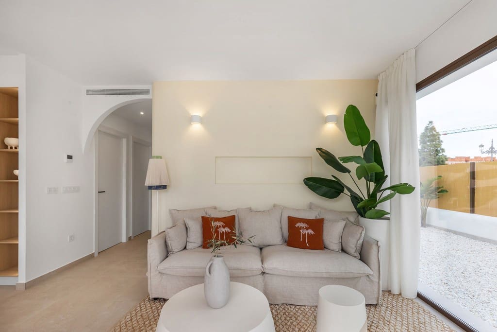 3 soveværelse Villa til salg i Los Alcazares med swimmingpool - € 439.900 (Ref: 9998476)