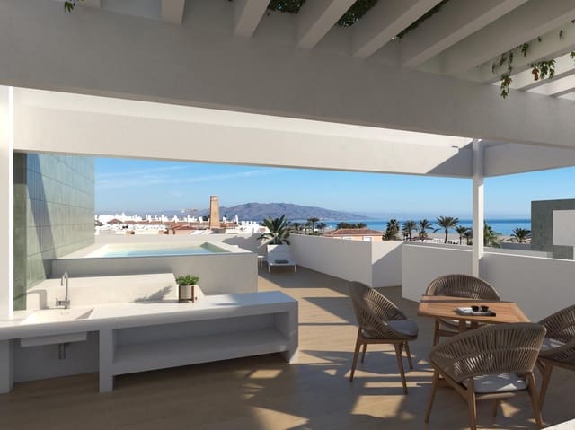 3 slaapkamer Flat te koop in Las Marinas - Pueblo Laguna, Vera met zwembad - € 425.000 (Ref: 9998477)